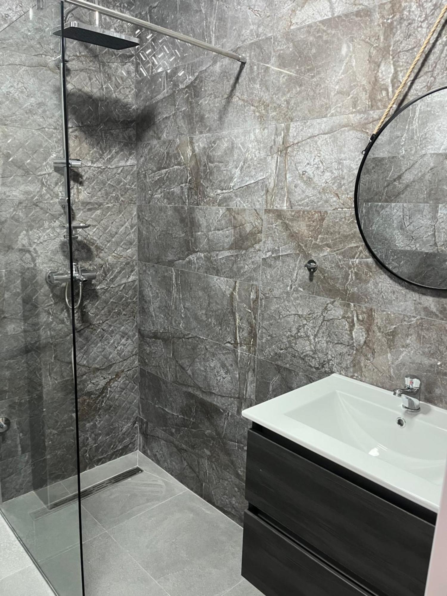 Beoair Apartments Surčin Eksteriør bilde
