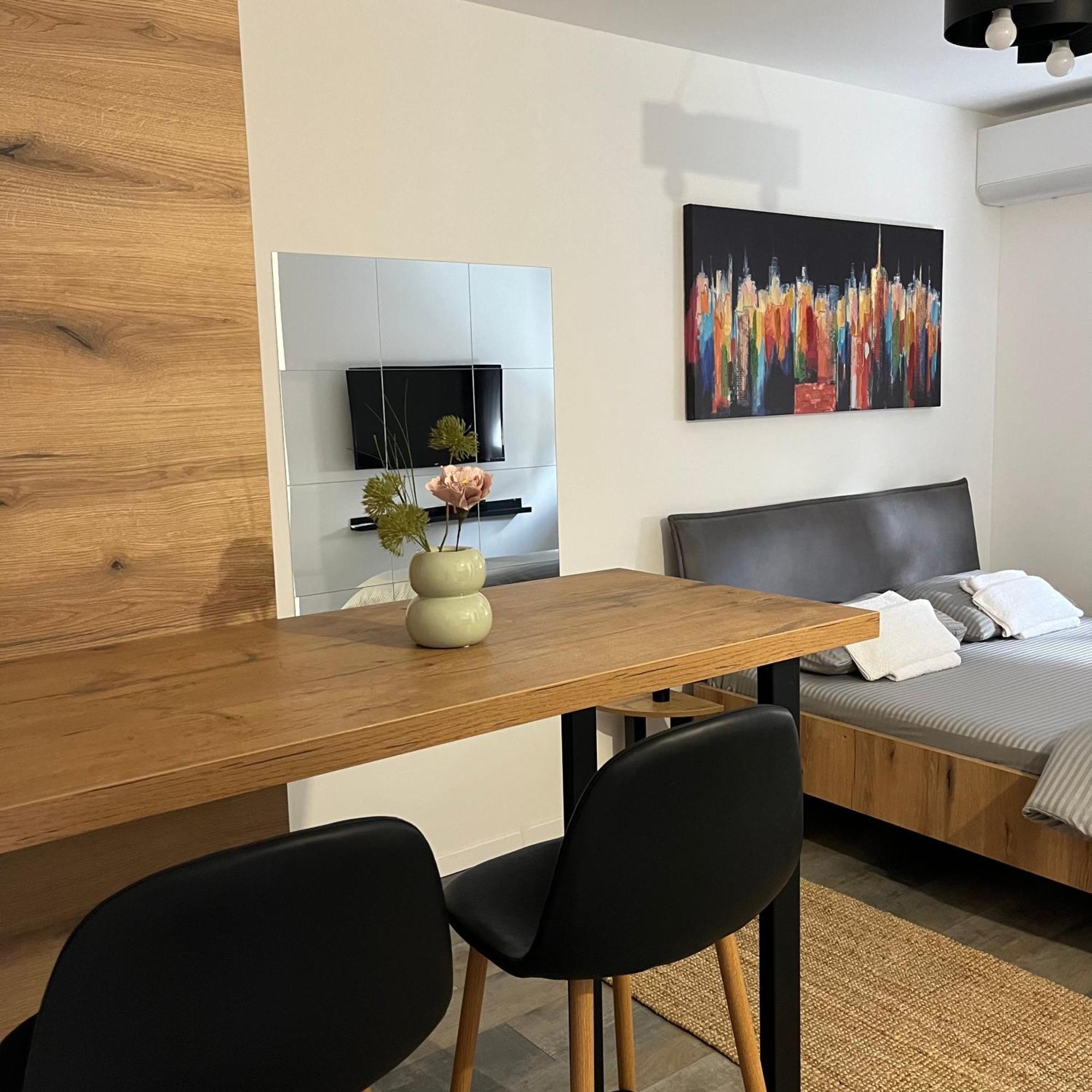 Beoair Apartments Surčin Eksteriør bilde