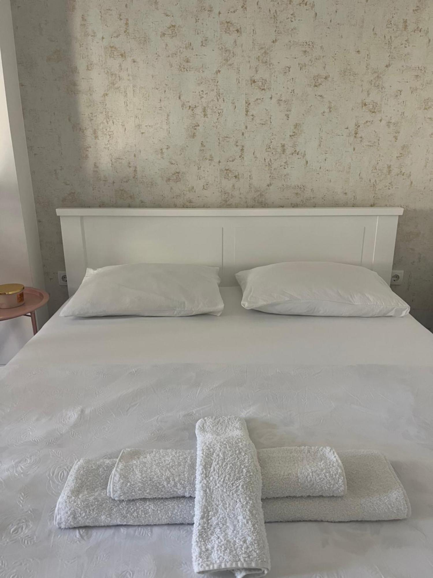 Beoair Apartments Surčin Eksteriør bilde