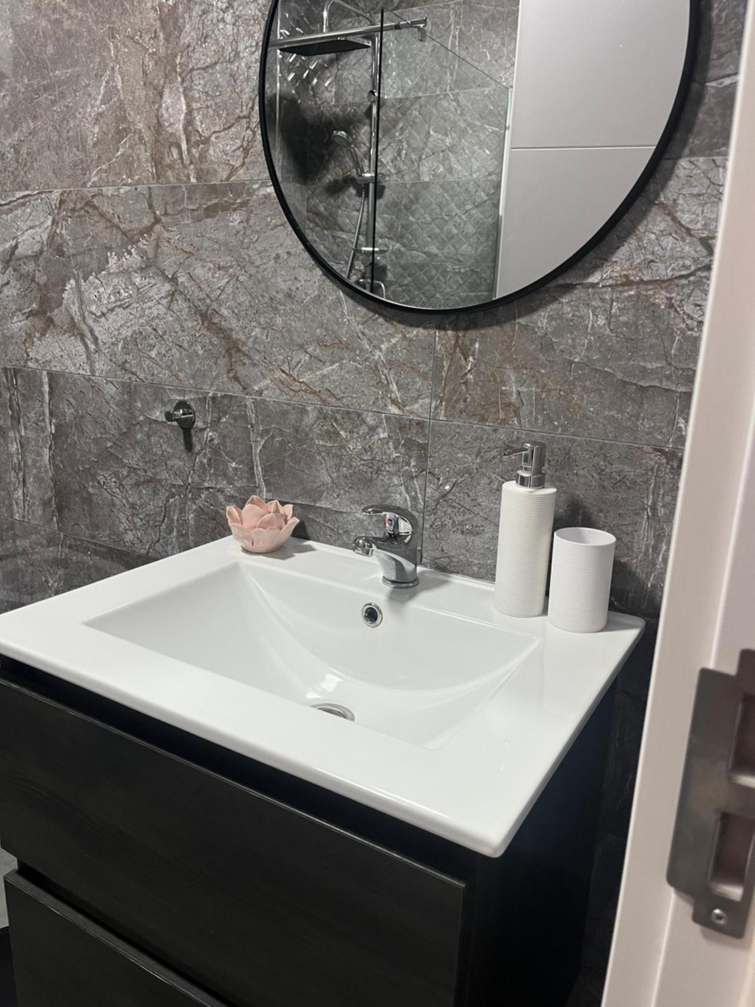 Beoair Apartments Surčin Eksteriør bilde